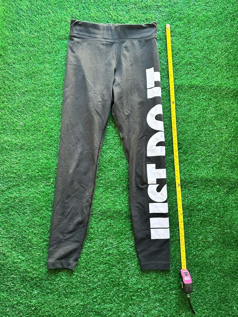 Nike Sportswear Essential High-Waisted "Just Do It" Leggings
